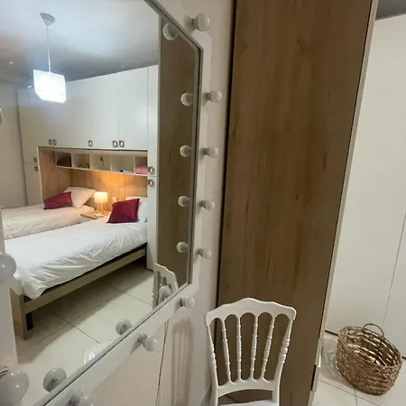 Апартаменты Stylish 2-bedroom In Scenic Марсашлокк