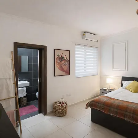 Stylish 2-bedroom In Scenic Marsaxlokk
