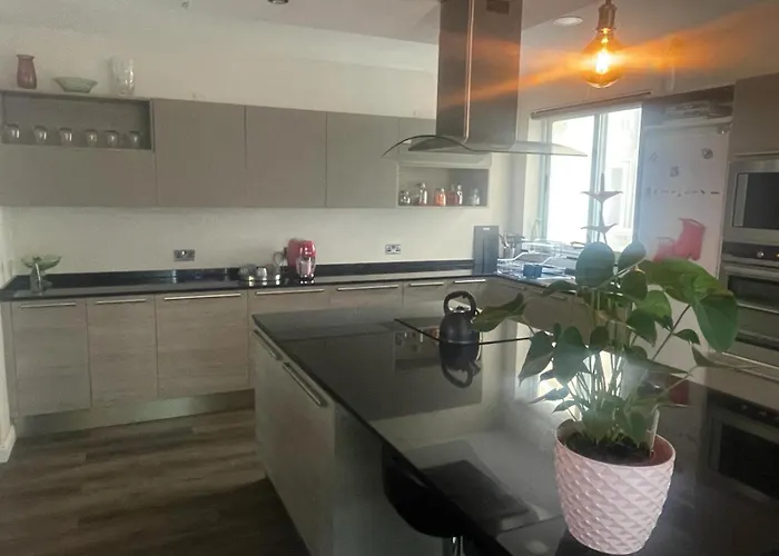 Stylish 2-bedroom In Scenic Marsaxlokk