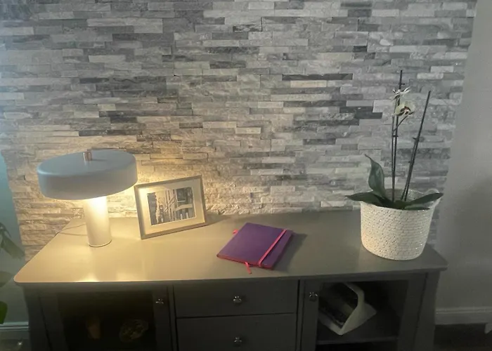 Stylish 2-bedroom In Scenic شقة مرسلوك