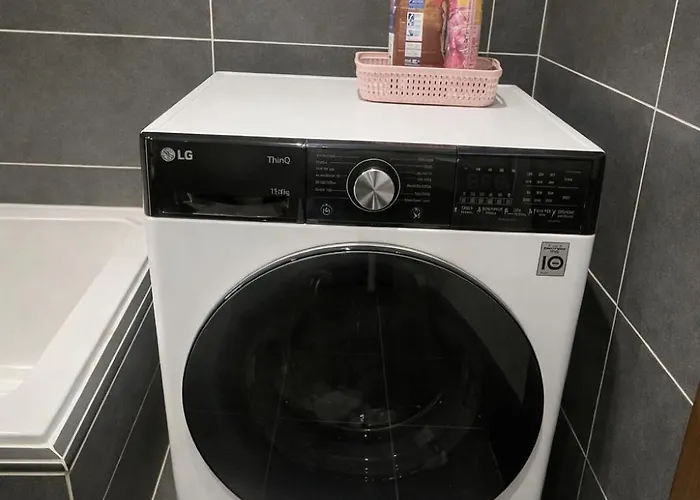 Stylish 2-bedroom In Scenic Apartment Marsaxlokk